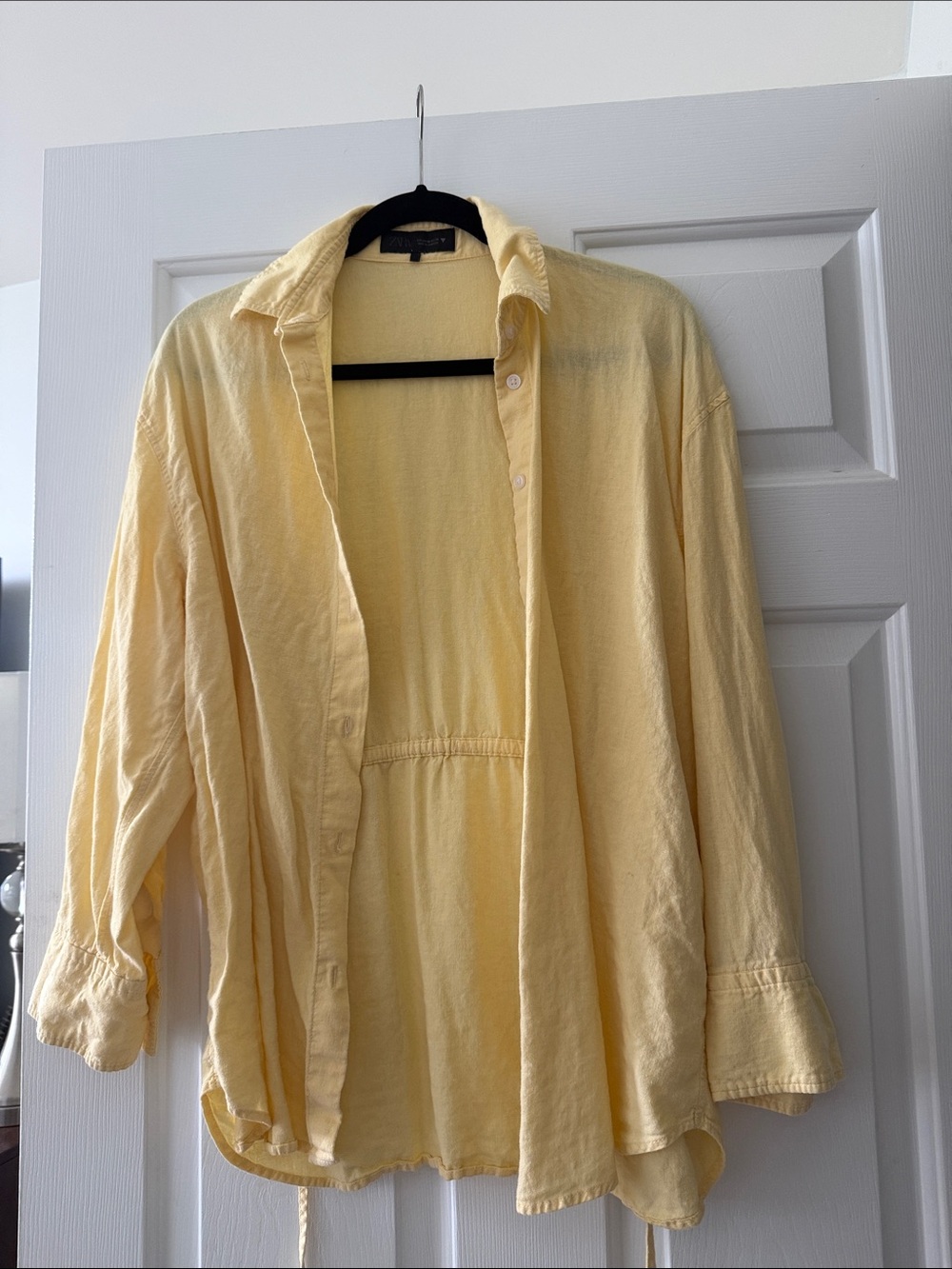 Zara Pale Yellow Men's Casual Button-Down Shirt